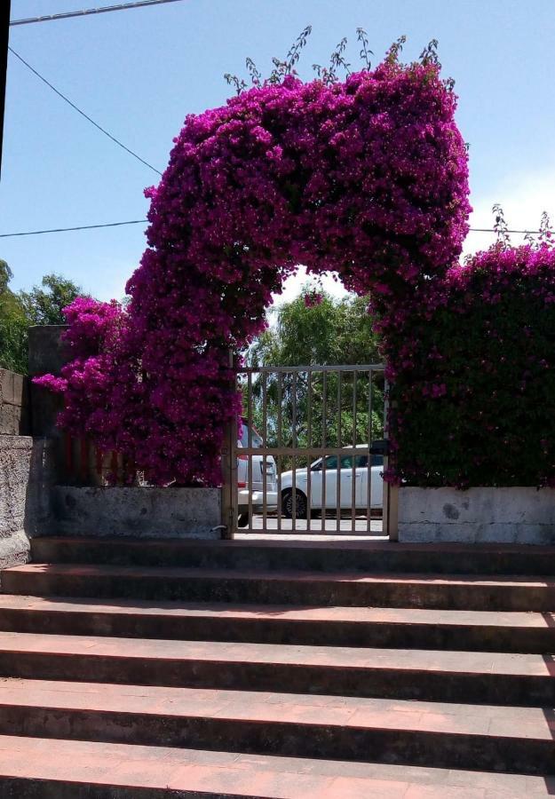 Aessebenessere Casavacanza Mascali Luaran gambar