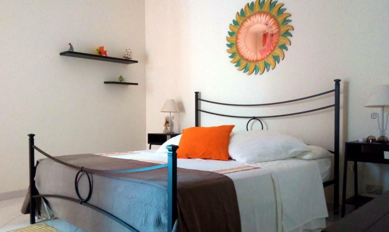 Aessebenessere Casavacanza Mascali Luaran gambar