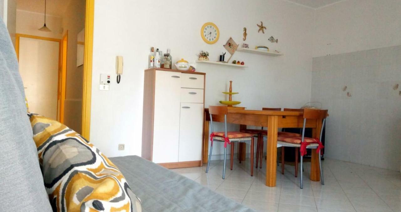 Aessebenessere Casavacanza Mascali Luaran gambar