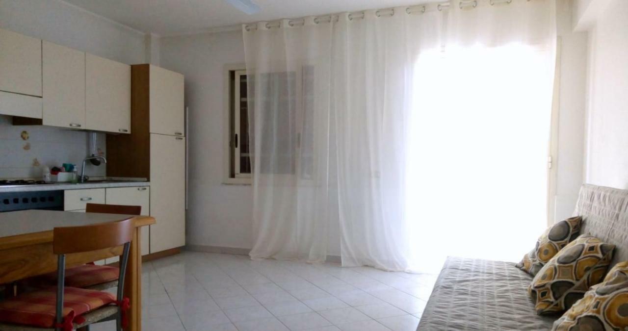 Aessebenessere Casavacanza Mascali Luaran gambar